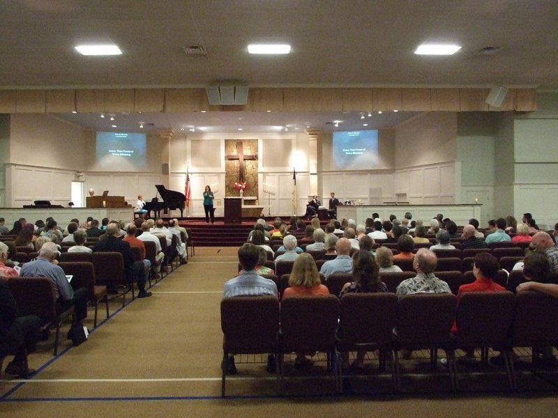Morning services at Tyrone Covenant Presbyterian in Fenton, MI